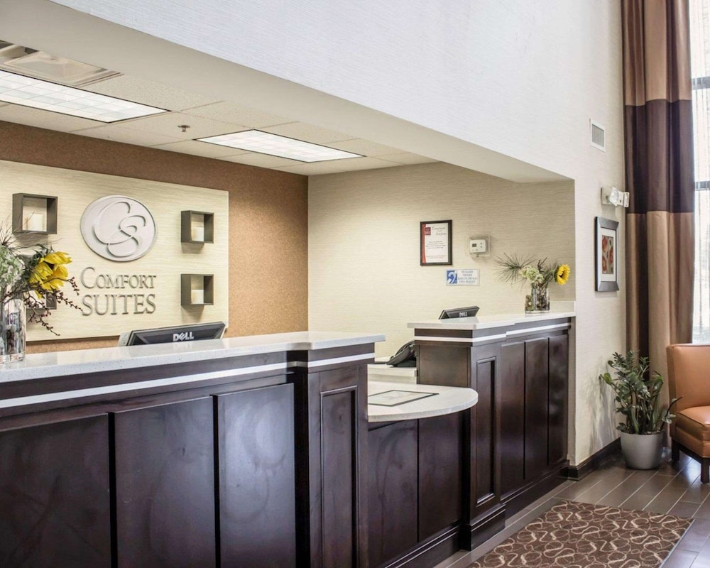 Comfort Suites Regency Park 4/34
