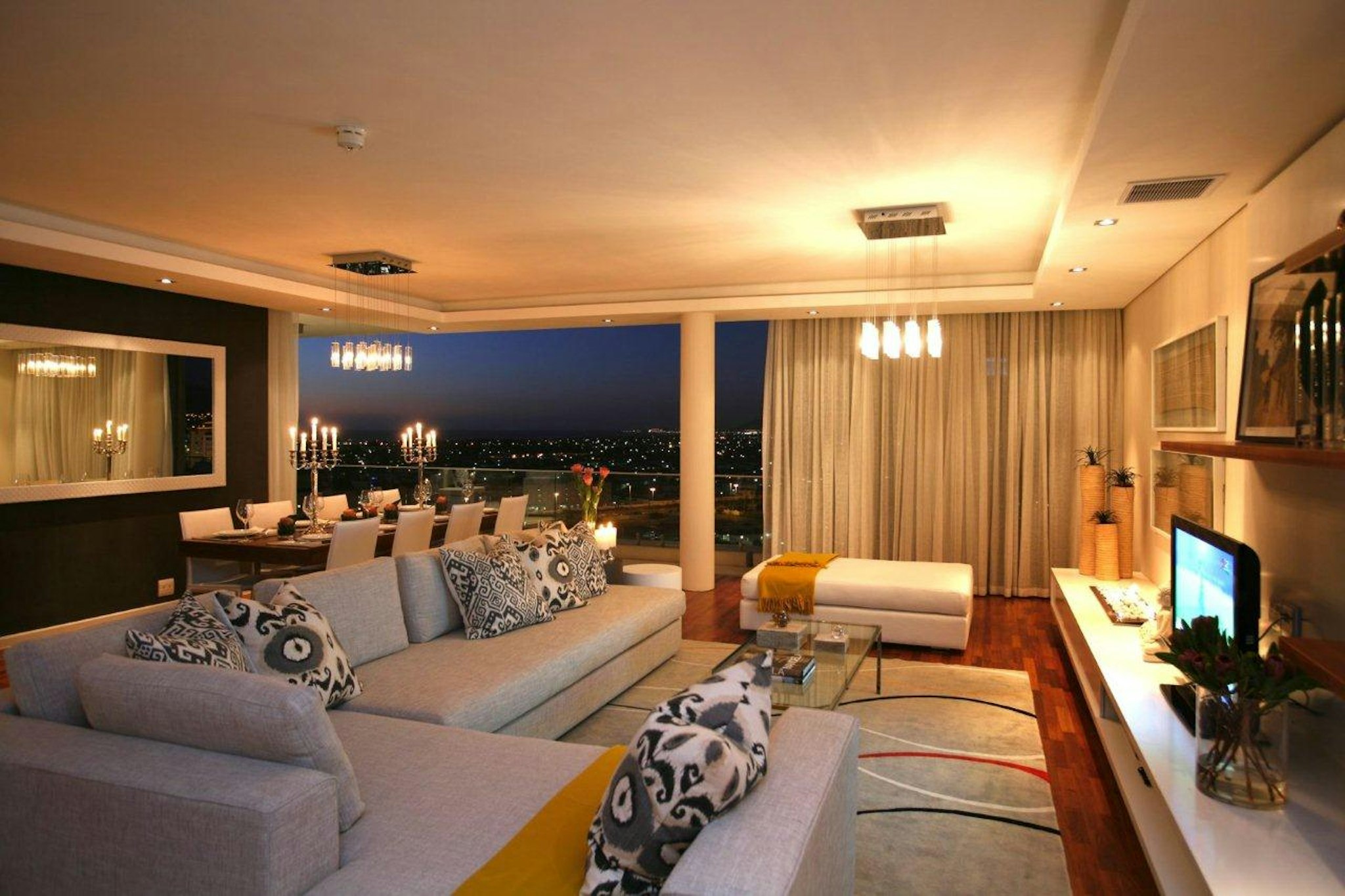 The Residences At Crystal Towers 21/46