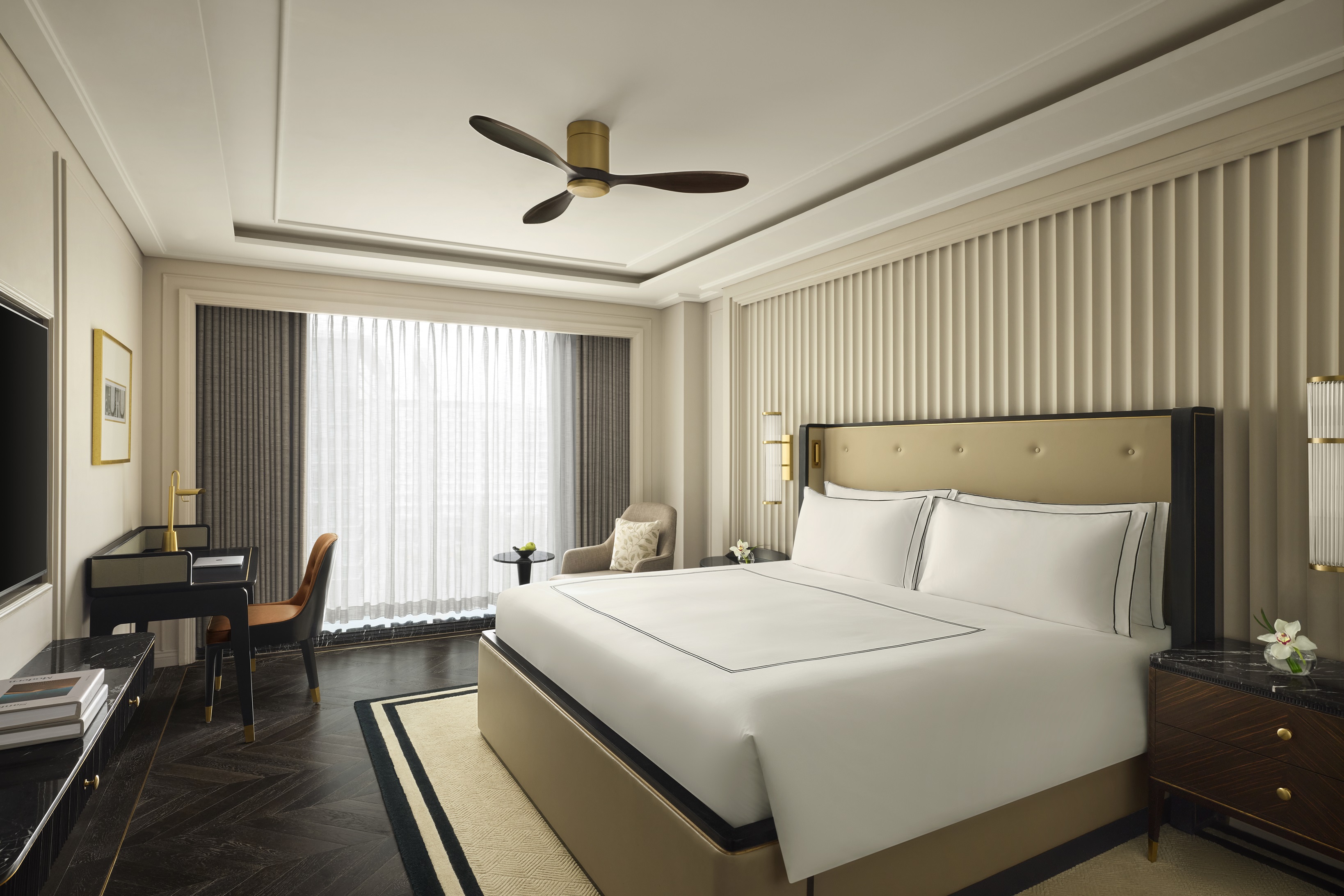 Signature, Fairmont Gold, Suite, King Bed, Lounge Access