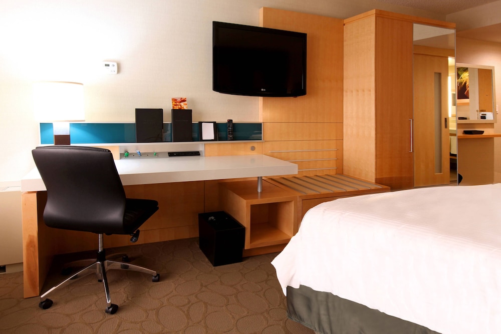 Delta Hotels By Marriott Regina 57/66