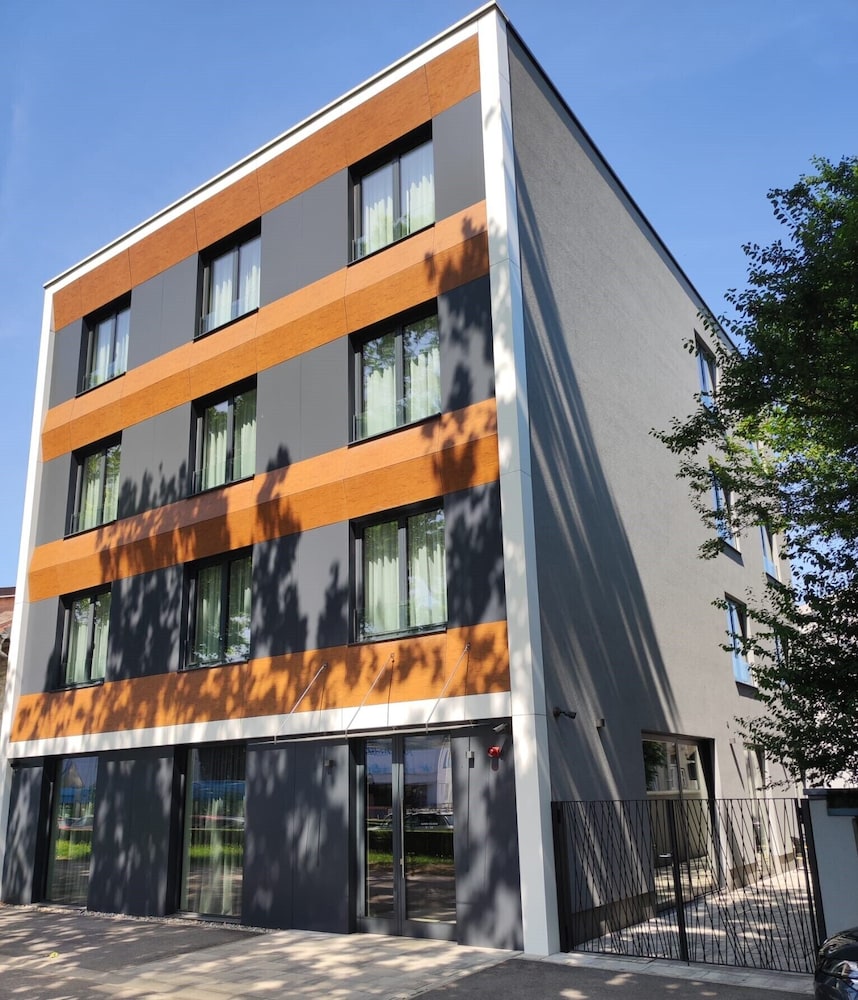 Hotel iNova 1/50