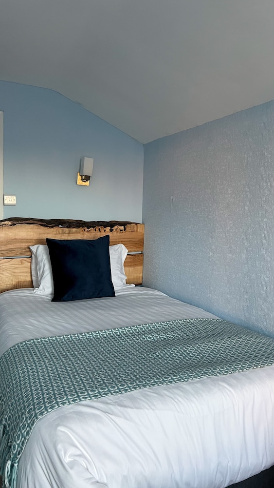 Arosfa Harbourside Guest House 12/50