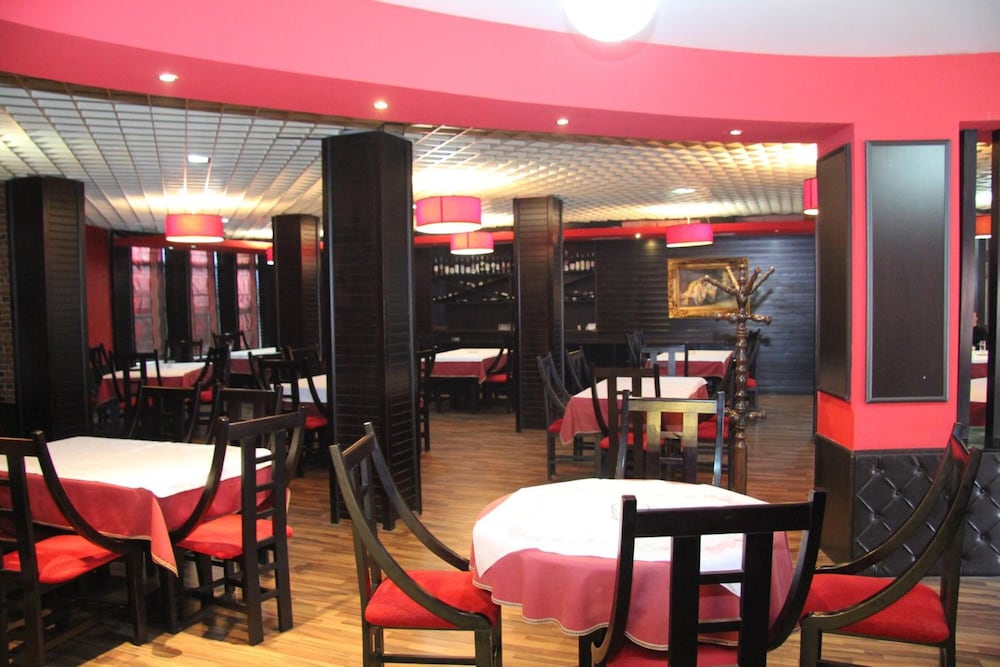Hotel Argenti Shkoder 33/48