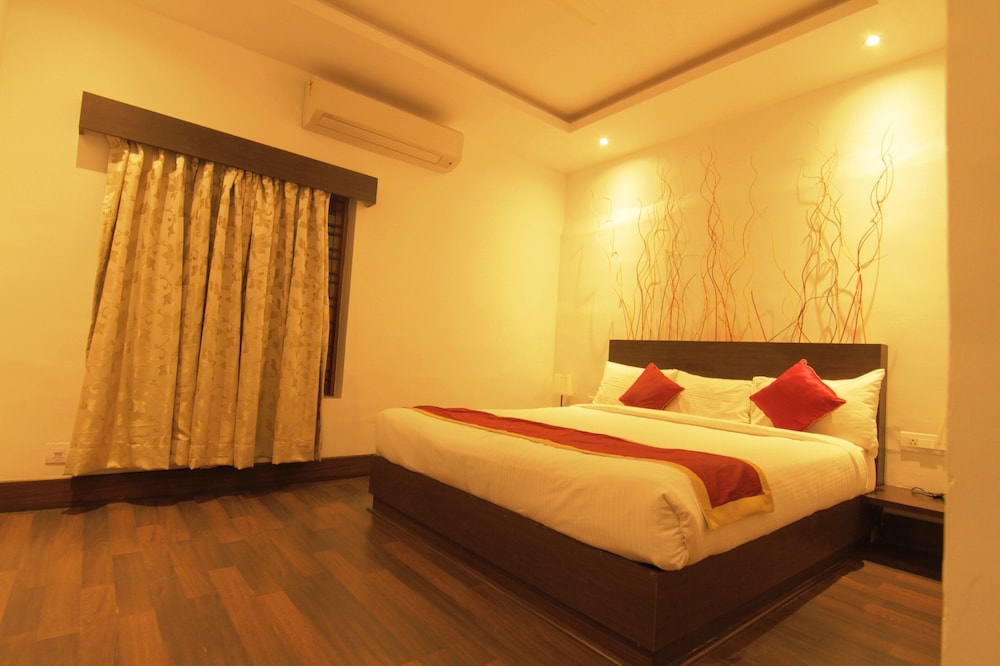 HOTEL SADHBHAV 10/49