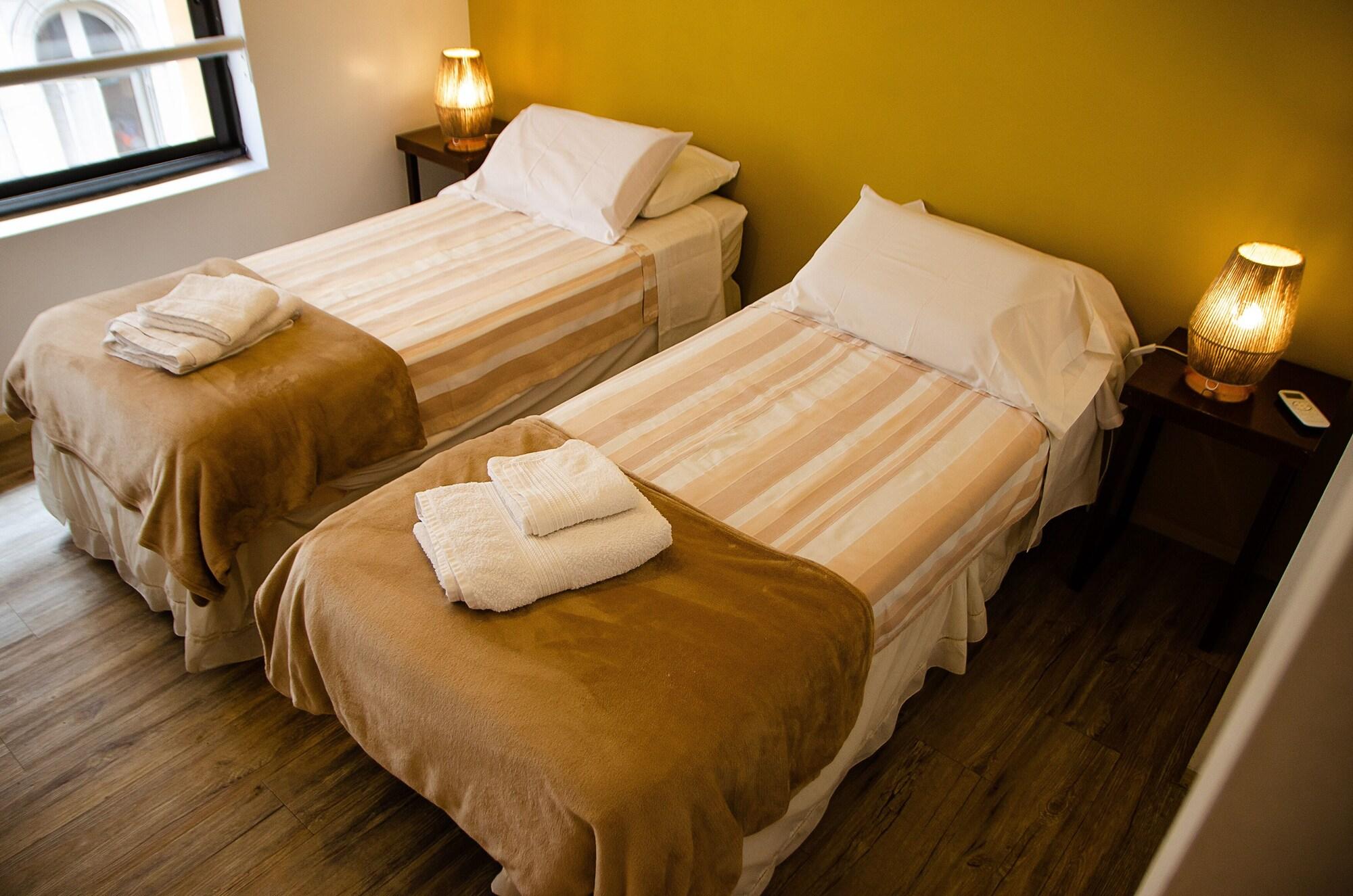 Room, Double Bed, Private Bathroom 10/10
