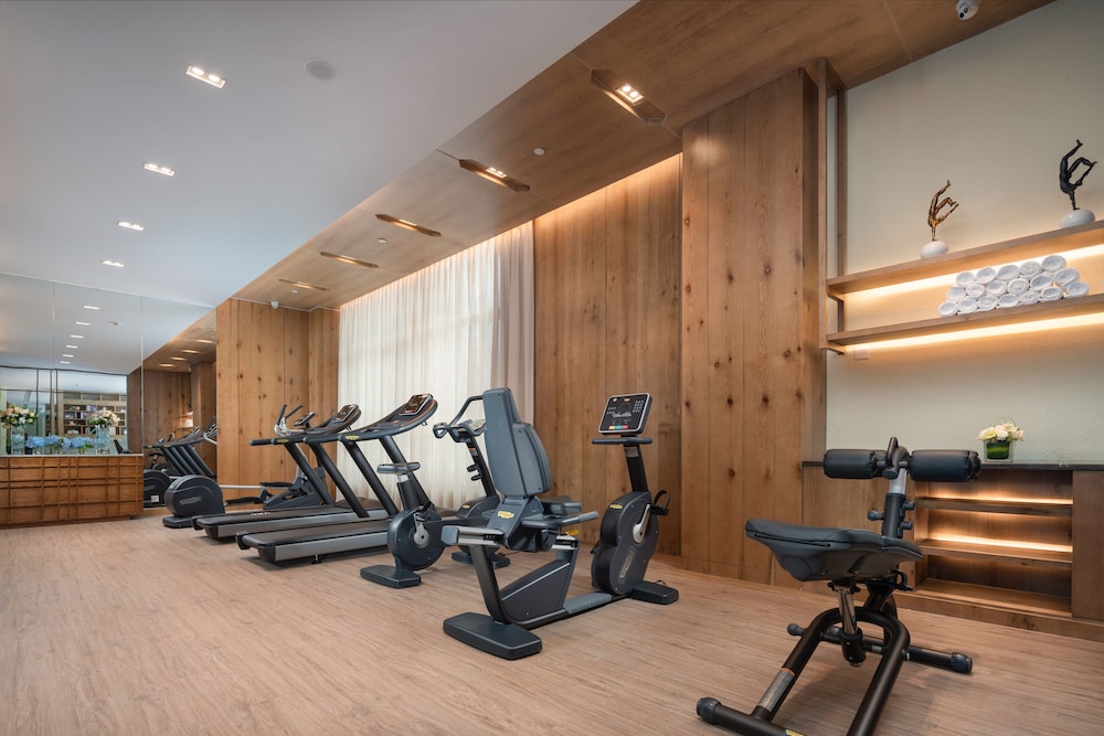 Holiday Inn Jilin Beidahu 43/75