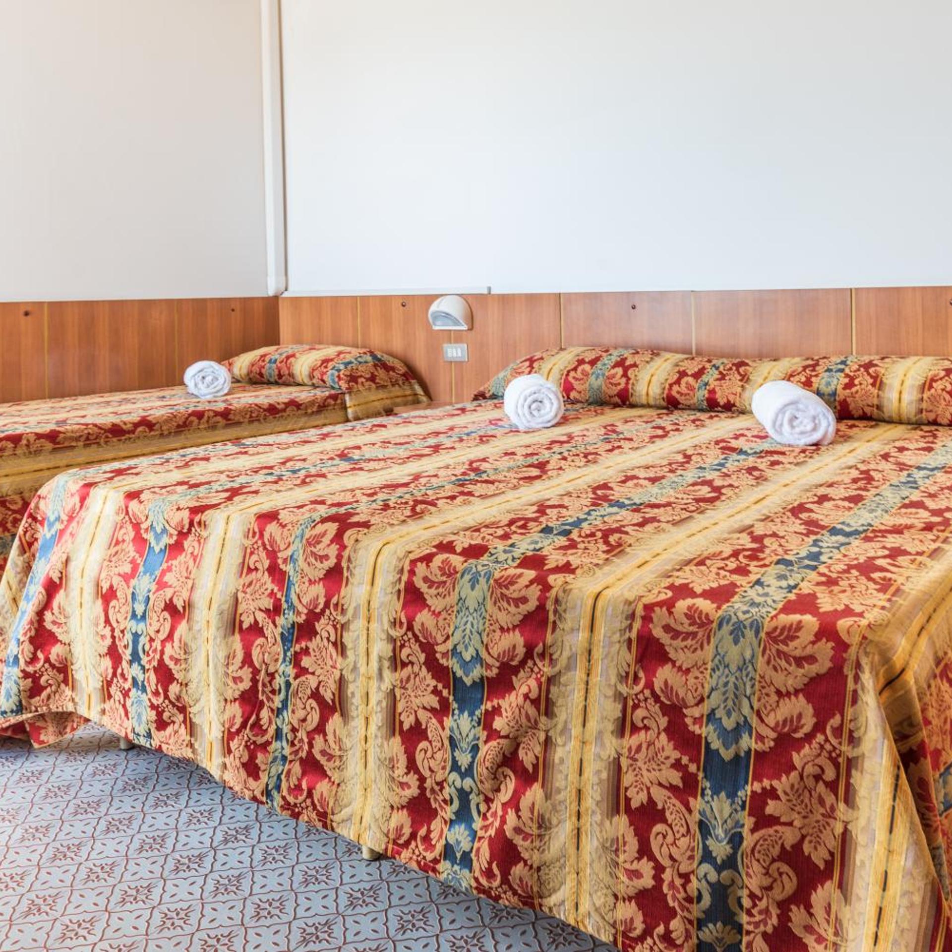 Hotel Majestic 10/50