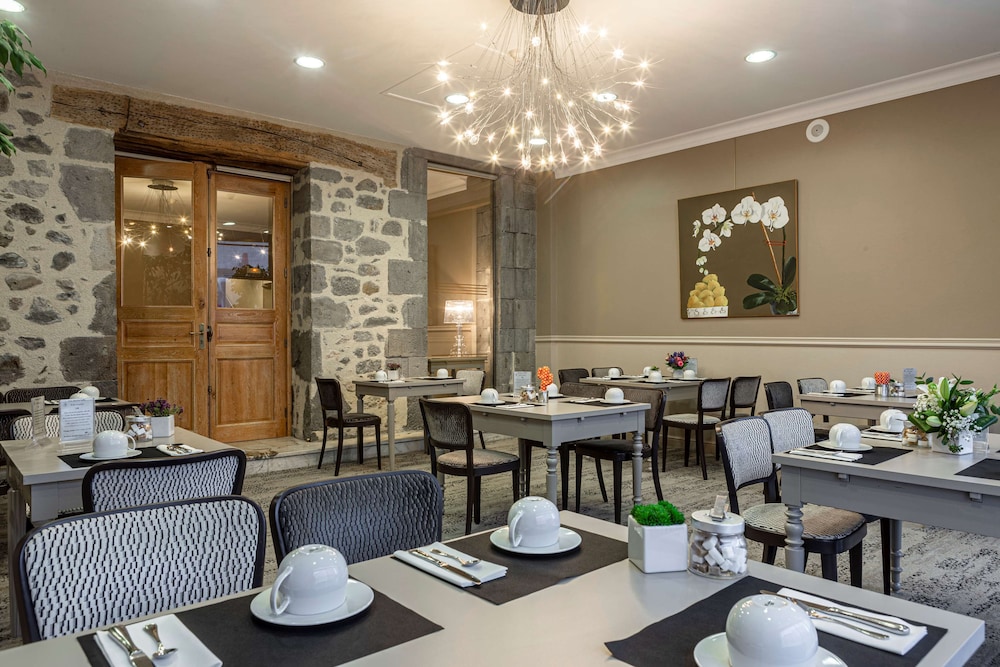 Best Western Grand Hotel De Bordeaux 34/41