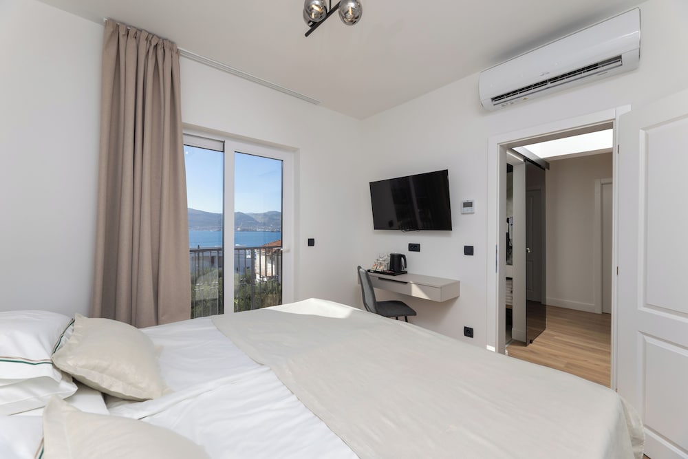 VILLA KATARINA 27/74