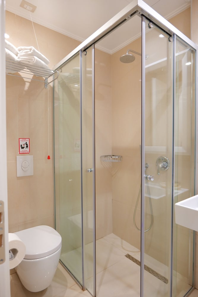Hotel Luxury 45/48
