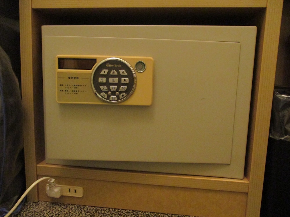 Toyoko Inn Shin-Yatsushiro Ekimae 10/59