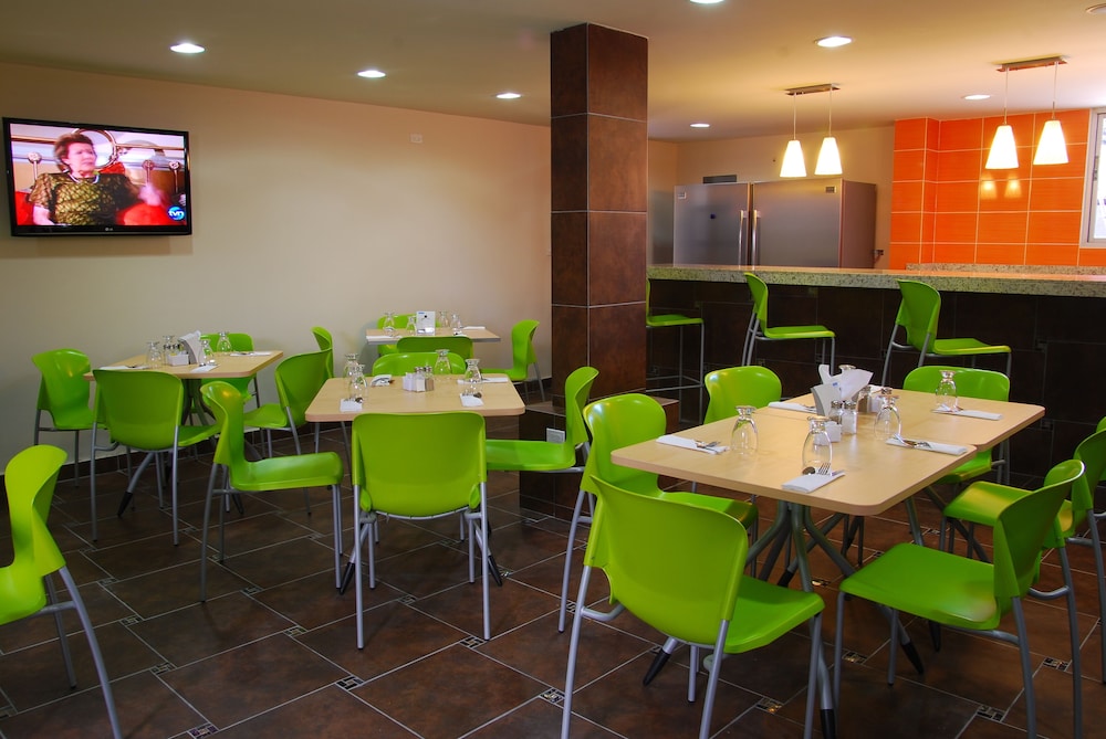 Metro Hotel Panama 45/53