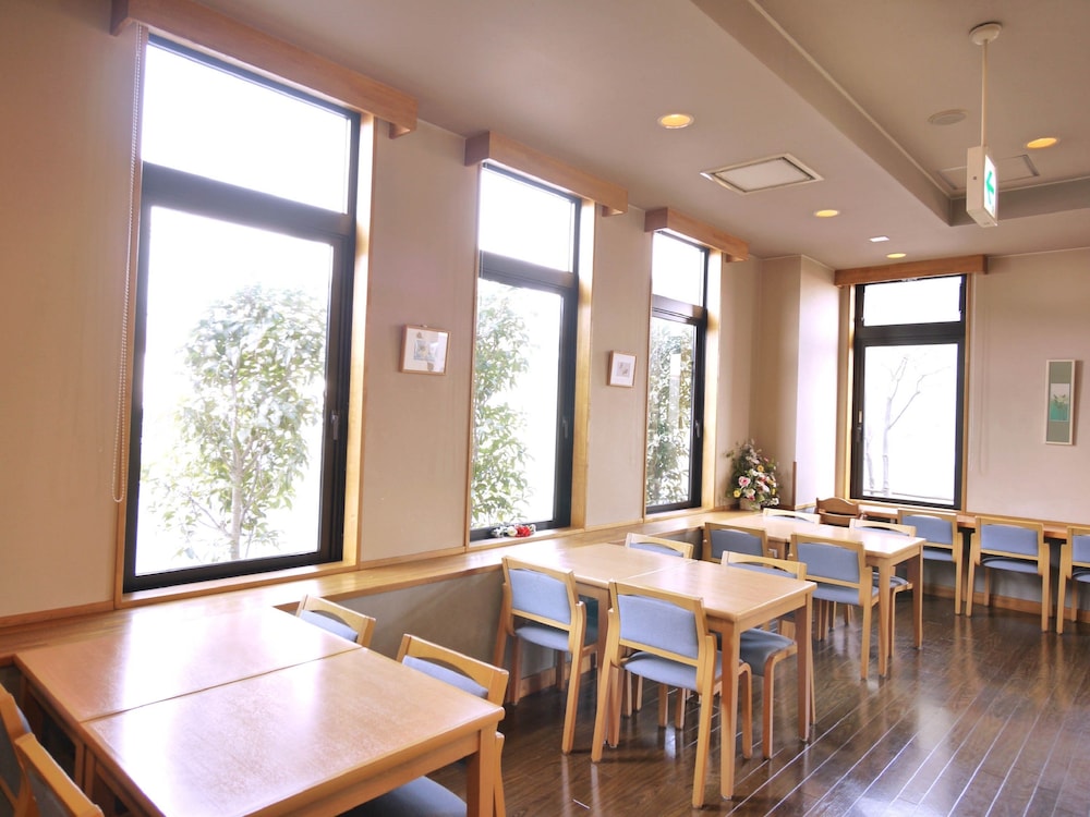 Hotel Route-Inn Nagaizumi Numazu Inter 2 30/42