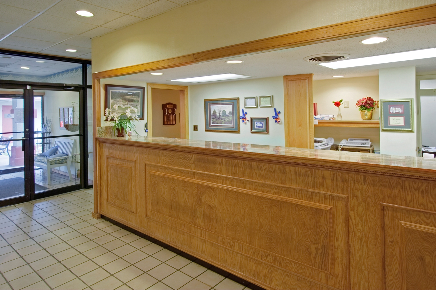 Americas Best Value Inn Grenada 5/17