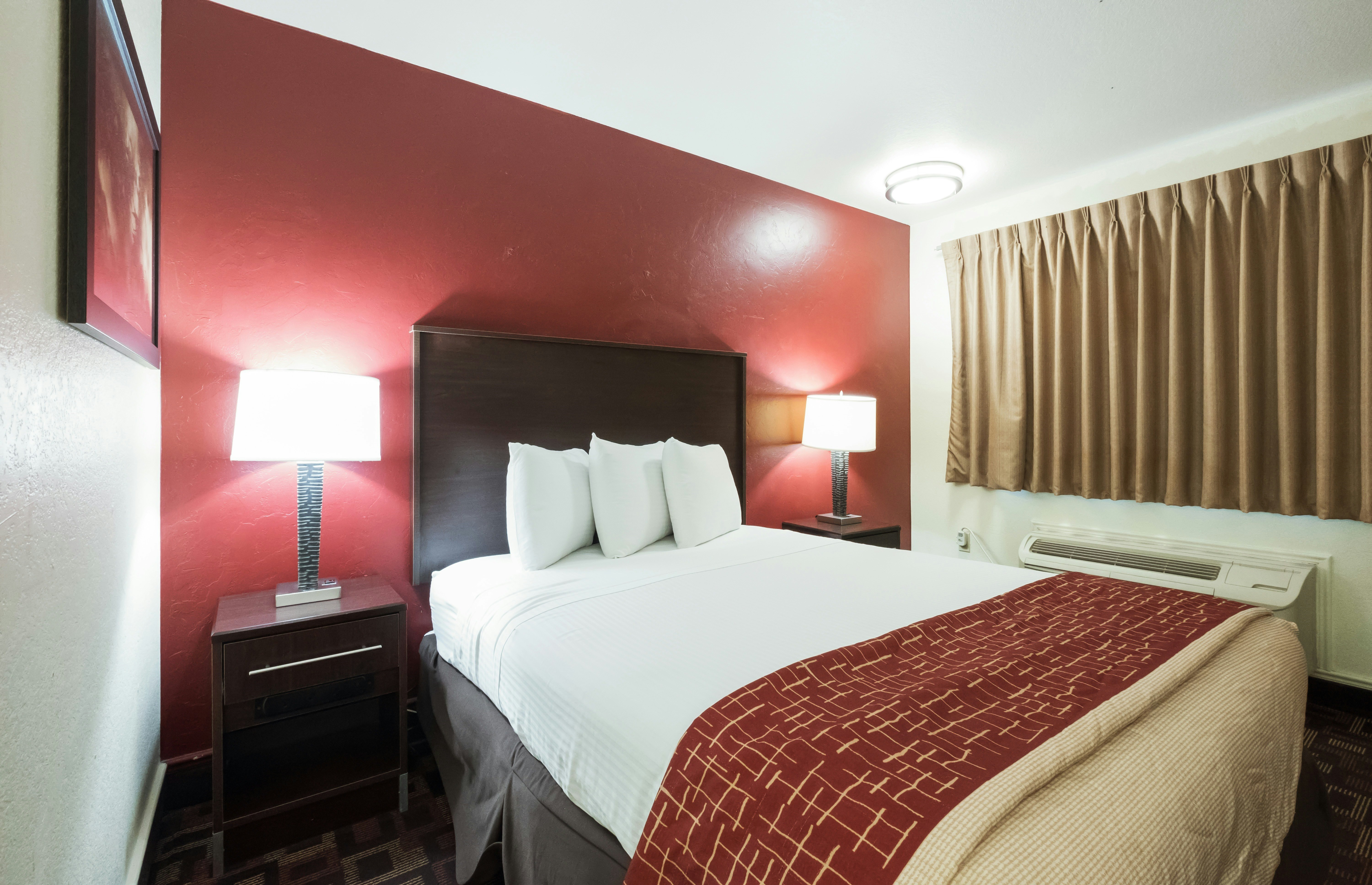 Red Roof Inn Oklahoma Airport - I-40 W/Fairgrounds 7/31