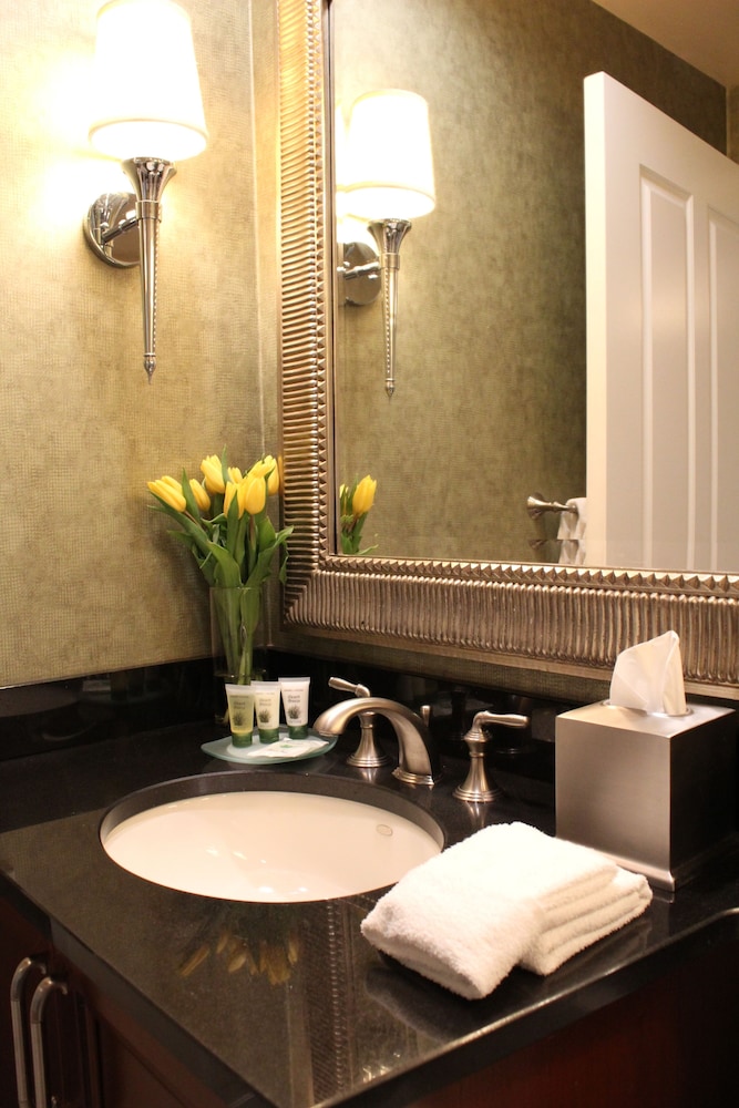 Luxury Suites International At The Signature 58/71