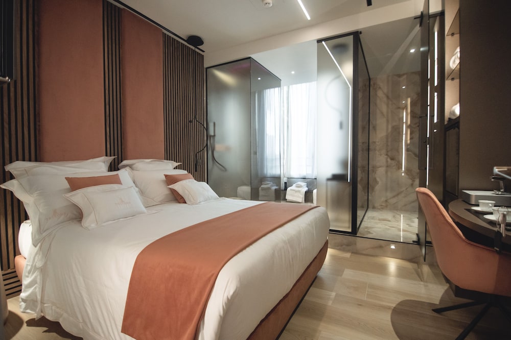 SAN PIETRO, LUXURY