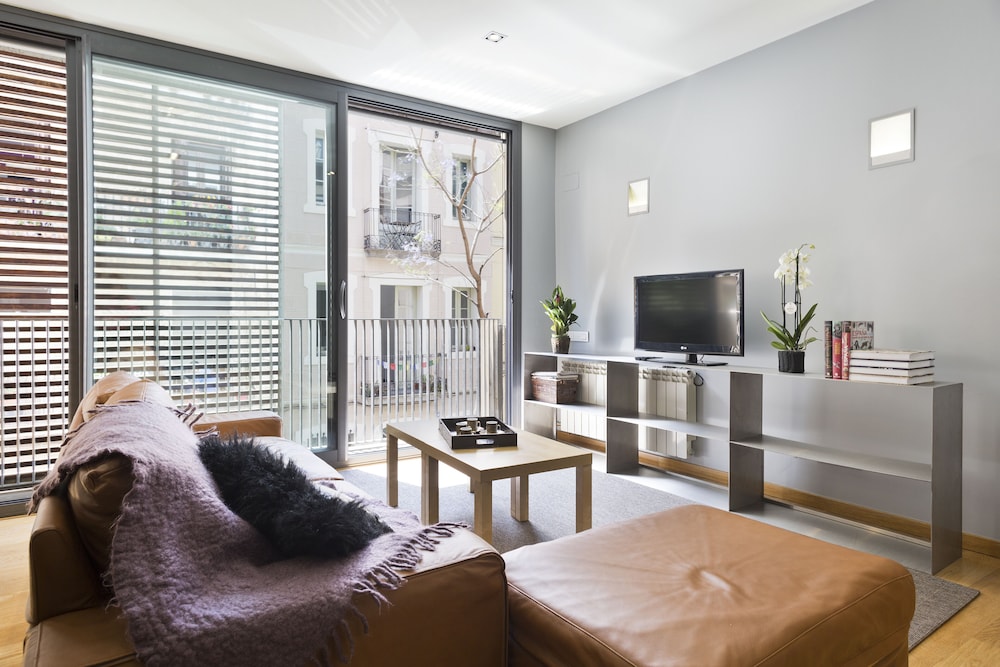My Space Barcelona Gracia Pool Terrace Center 34/49