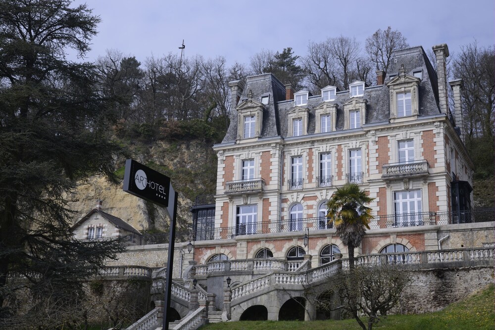 Art Hotel Rochecorbon 5/74