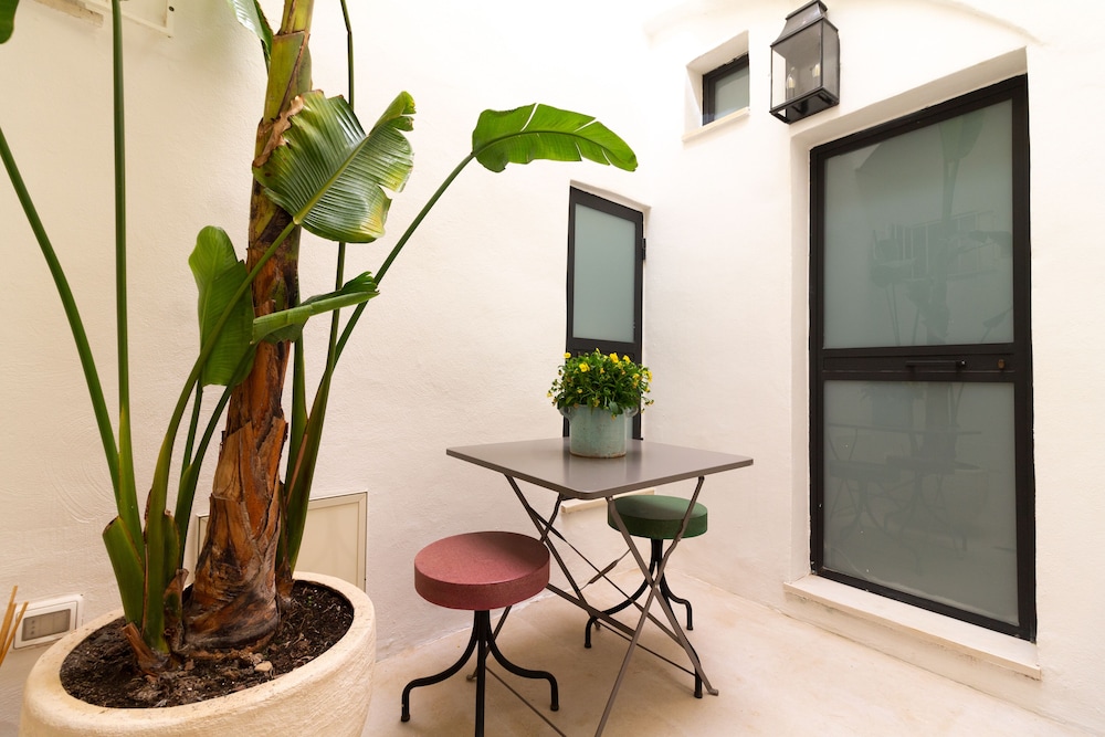 B B Casa Galateo 44/62