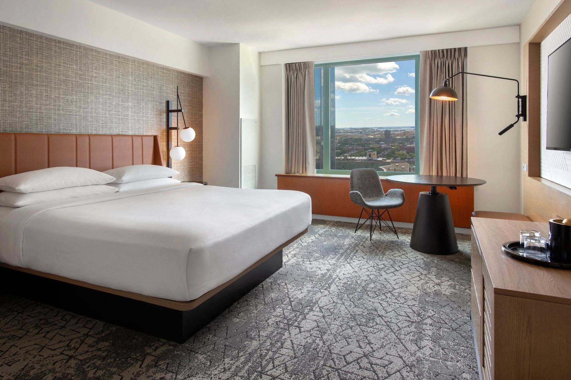 1 Bedroom, Club, Suite
