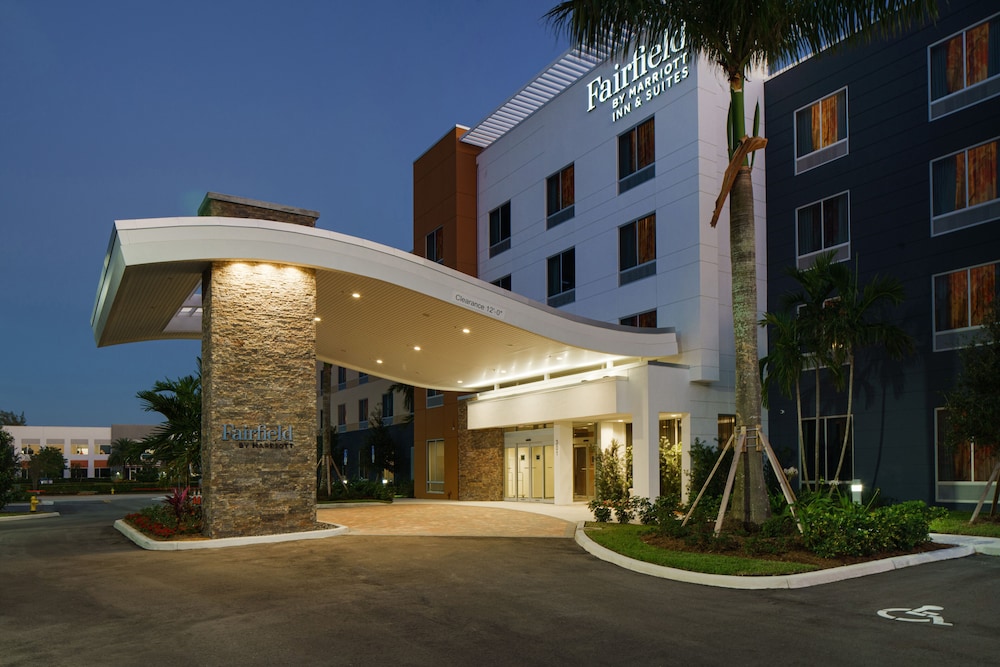 Fairfield by Marriott Inn & Suites Deerfield Beach Boca Raton 1/48