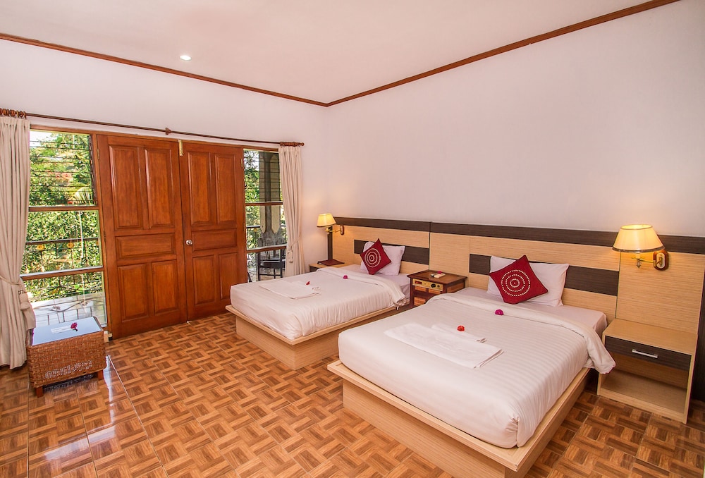 Puri Saron Madangan Hotel 18/50