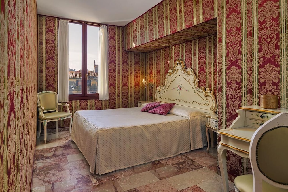 Hotel Tre Archi 34/46