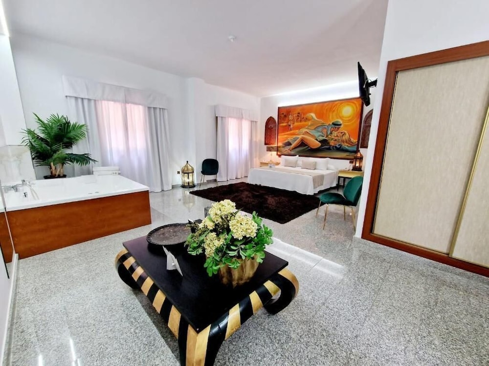 Hotel Plaza del Castillo 6/50