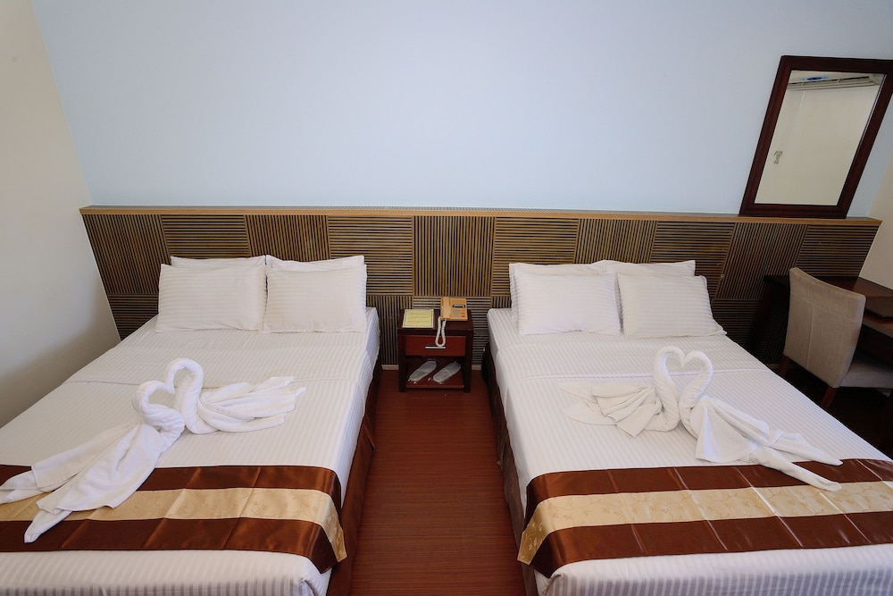 Airai Water Paradise Hotel And Spa 18/56