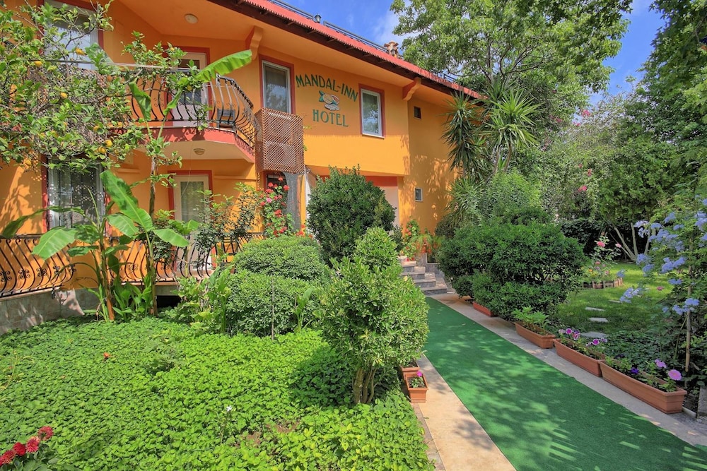 Mandal Inn Hotel 40/50