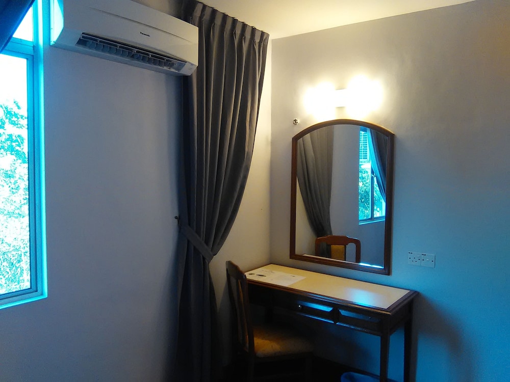 Hotel Puri 36 30/48