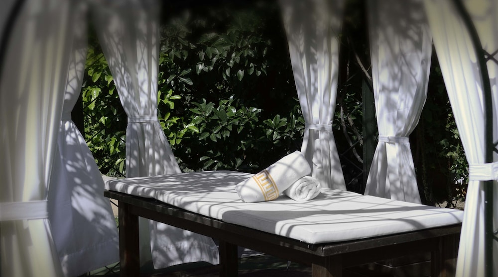Luna Club Yoga & Spa Hotel 34/66