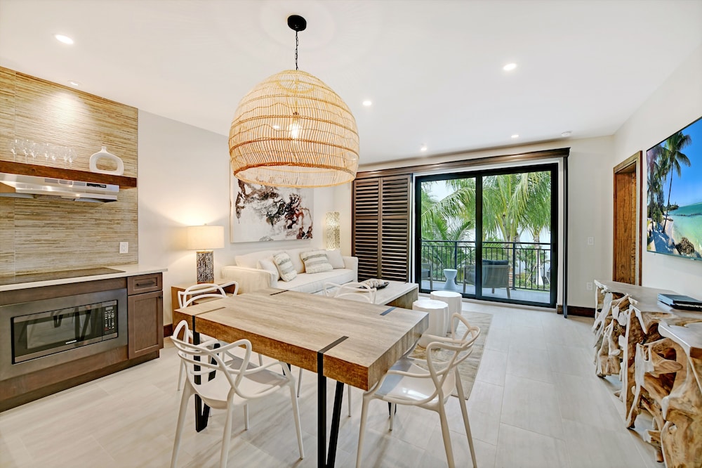 Bali Hai Beachfront Resort And Spa 44/70