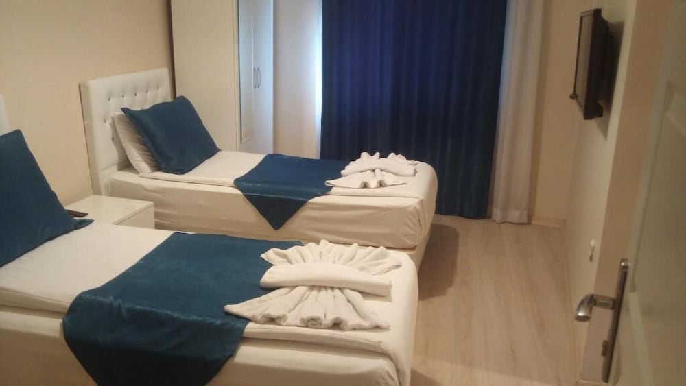 Reydel Hotel 47/72