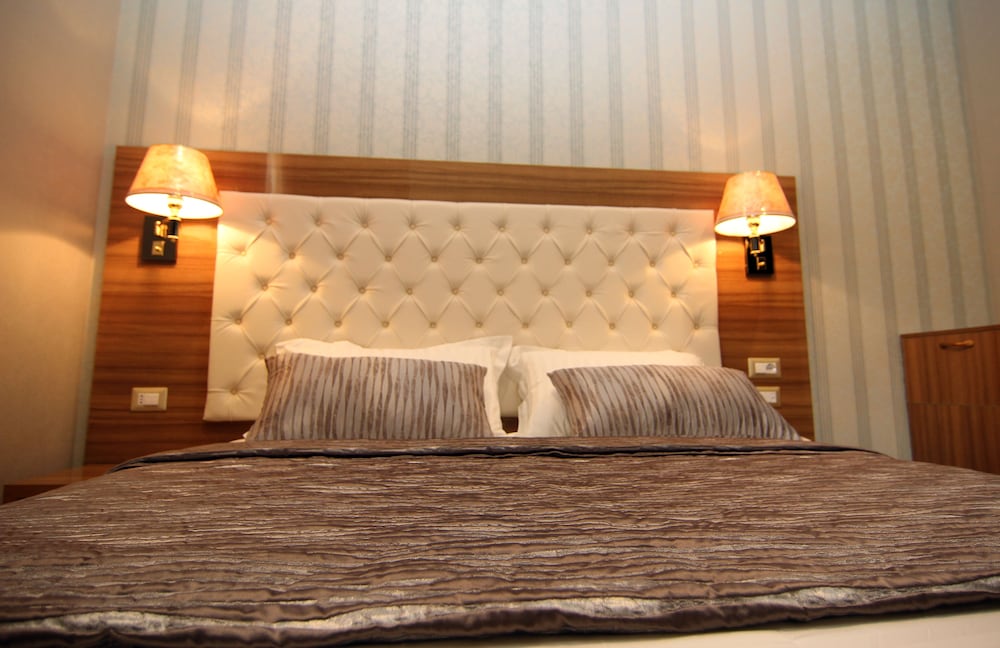 Hotel Boutique Restorant Gloria 19/50
