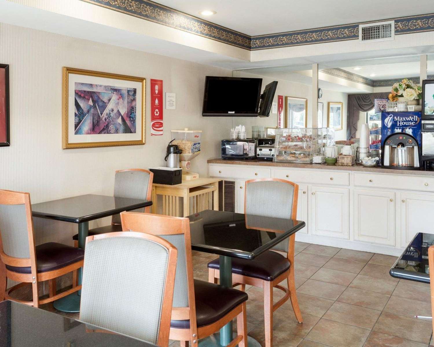 Econo Lodge Hopewell Near Fort Lee I-295 21/23