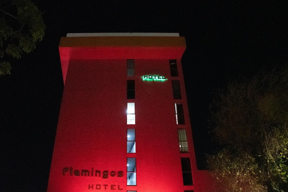 Hotel Flamingos 45/47