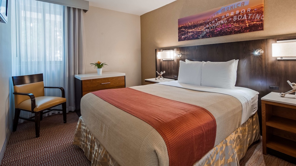 Best Western Royal Palace Inn & Suites 14/46