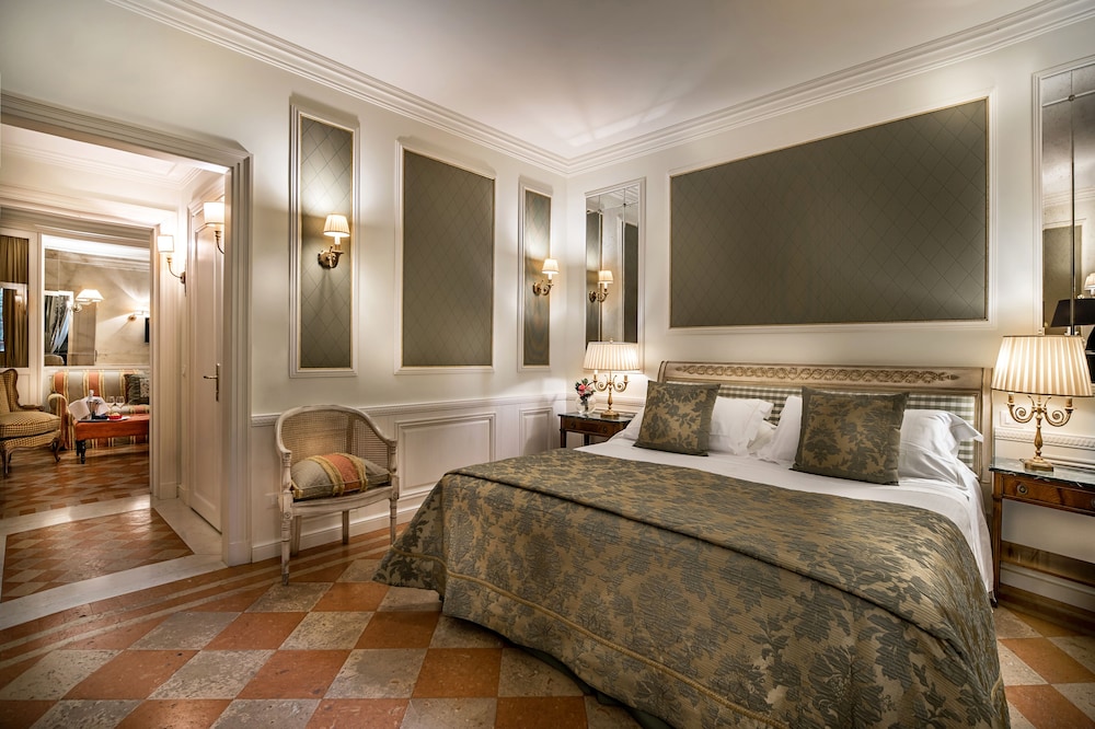 Vittoria, Suite, 1 Double and 1 Single Bed, Vittoria View