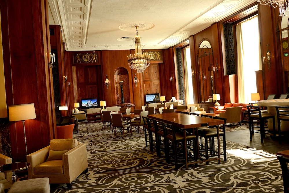restaurant-cafeteria