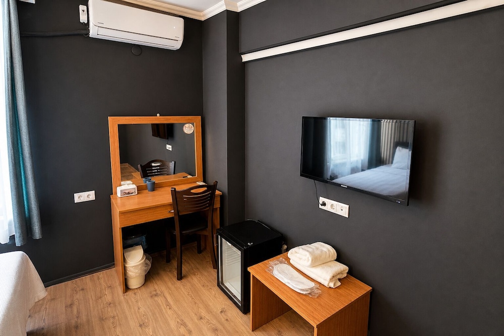 Elit Hotel Corlu 41/48