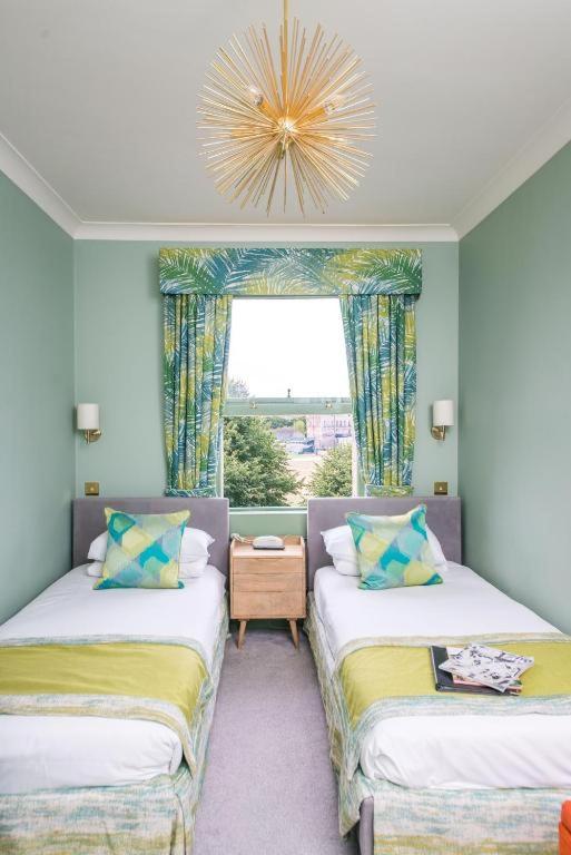 Garden, Deluxe, Twin Beds