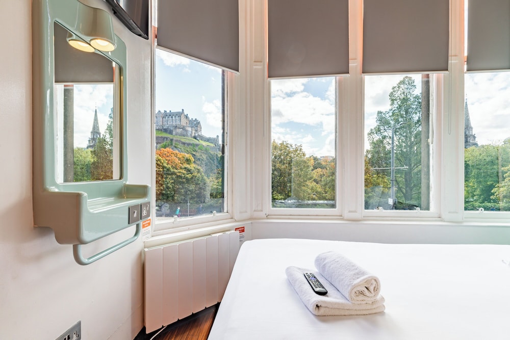 easyHotel Edinburgh 23/35