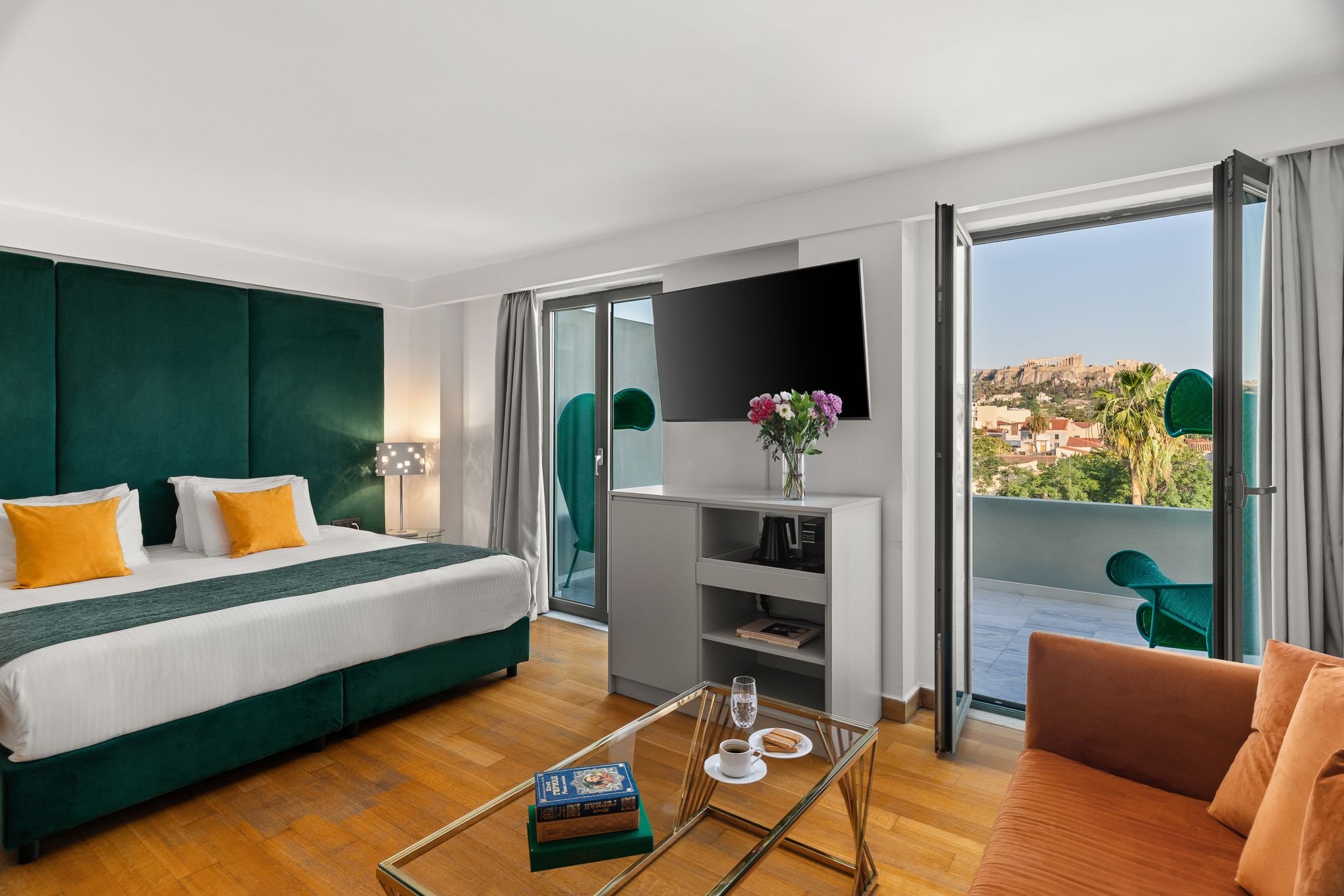 EXECUTIVE, SUITE, ACROPOLIS VIEW