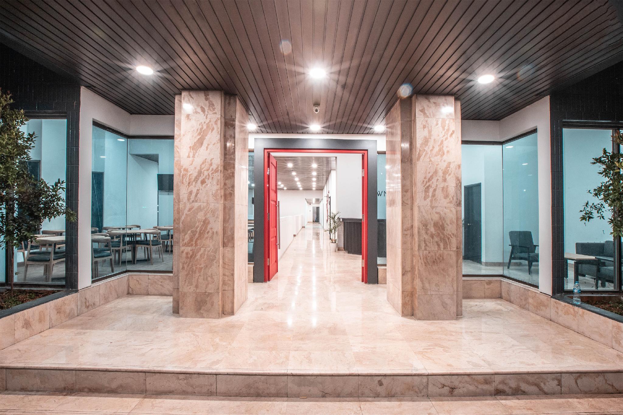 Oyo 1 Townhouse Hotel Salemba 18/23