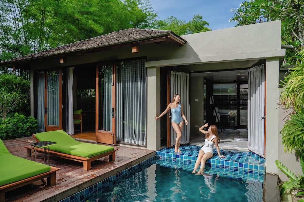 Pattara Resort Spa 25/50