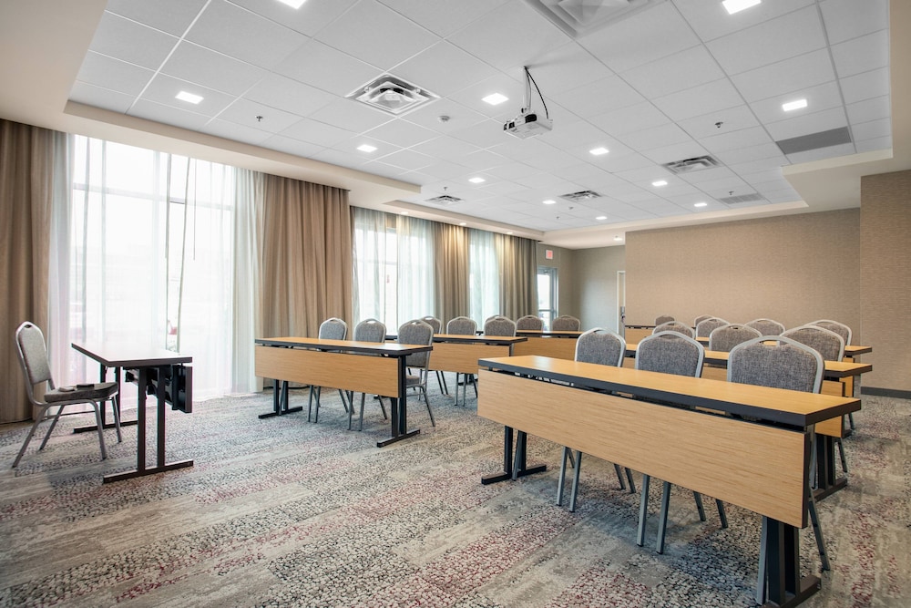 Courtyard By Marriott Jonesboro 37/37