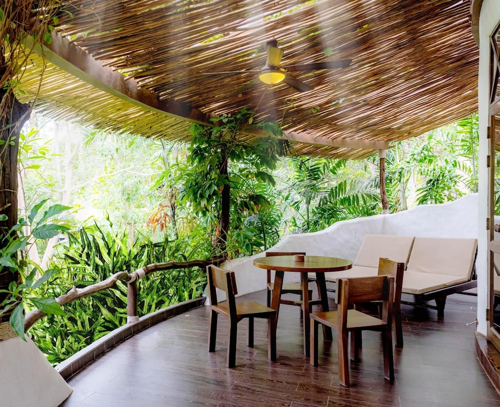 Koh Tao Cabana 40/54