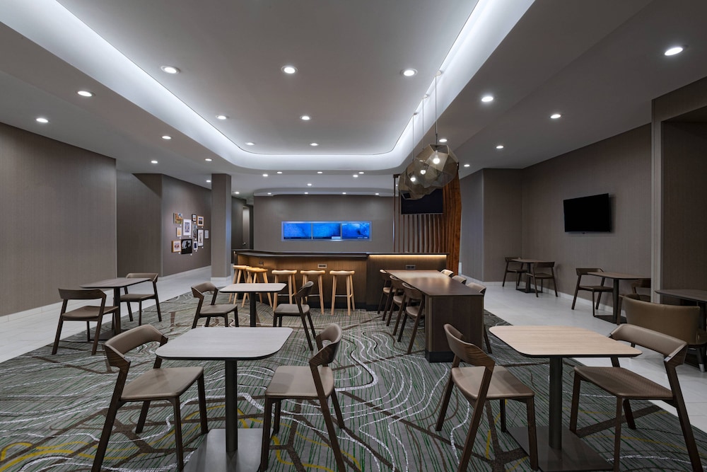 Springhill Suites By Marriott Waco 38/40